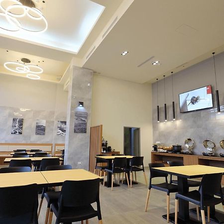 Ket Hotel Yuli Εξωτερικό φωτογραφία
